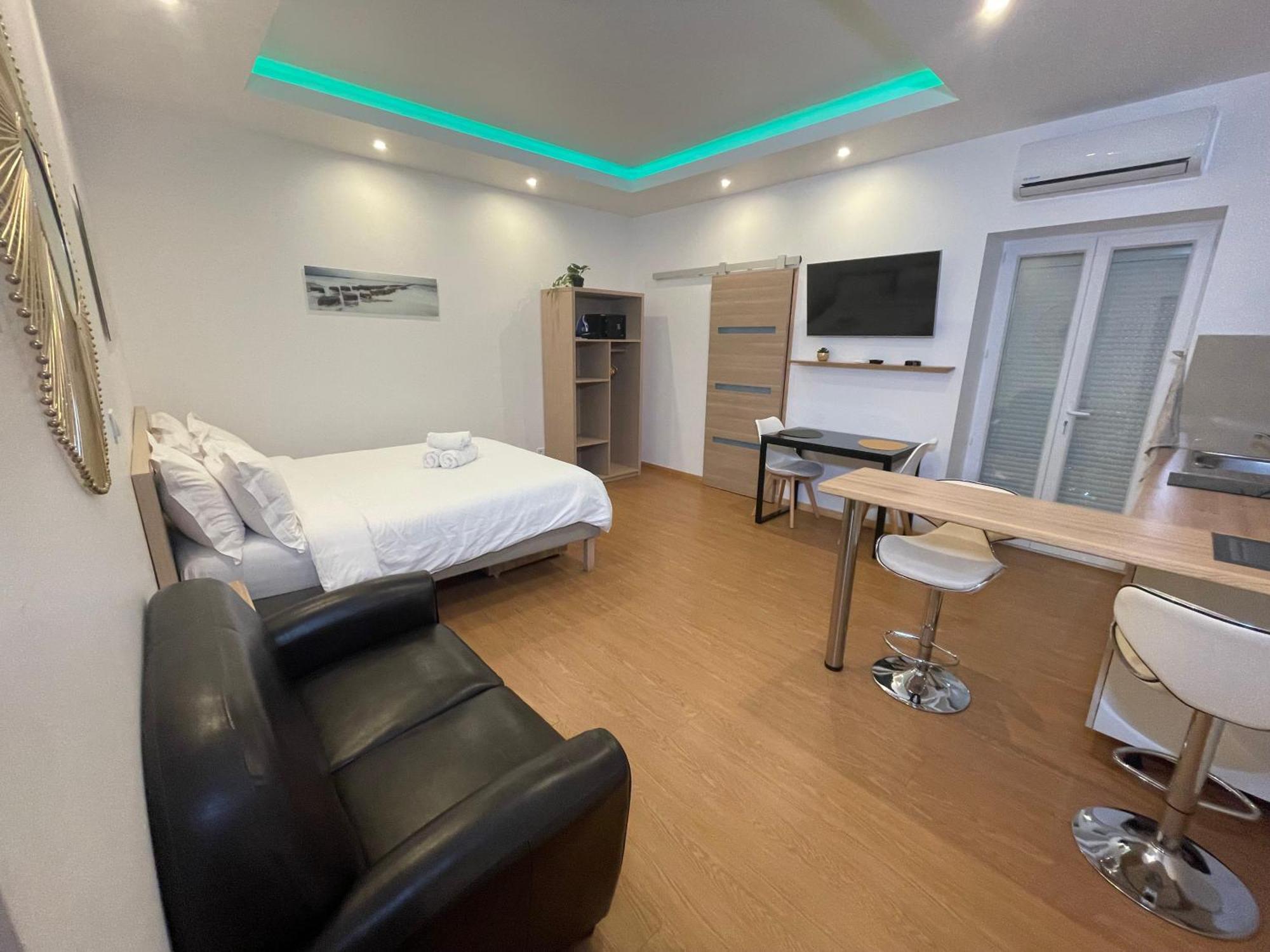 Aparthotel Résidence Akantha Nizza