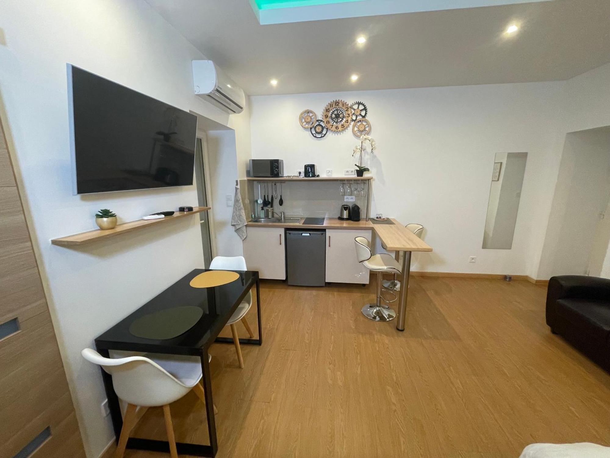 Aparthotel Résidence Akantha Nizza